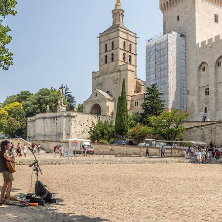 Camping Les Avignon - La Laune วิลเนิฟ-เลส์-อาวิญง ภายนอก รูปภาพ