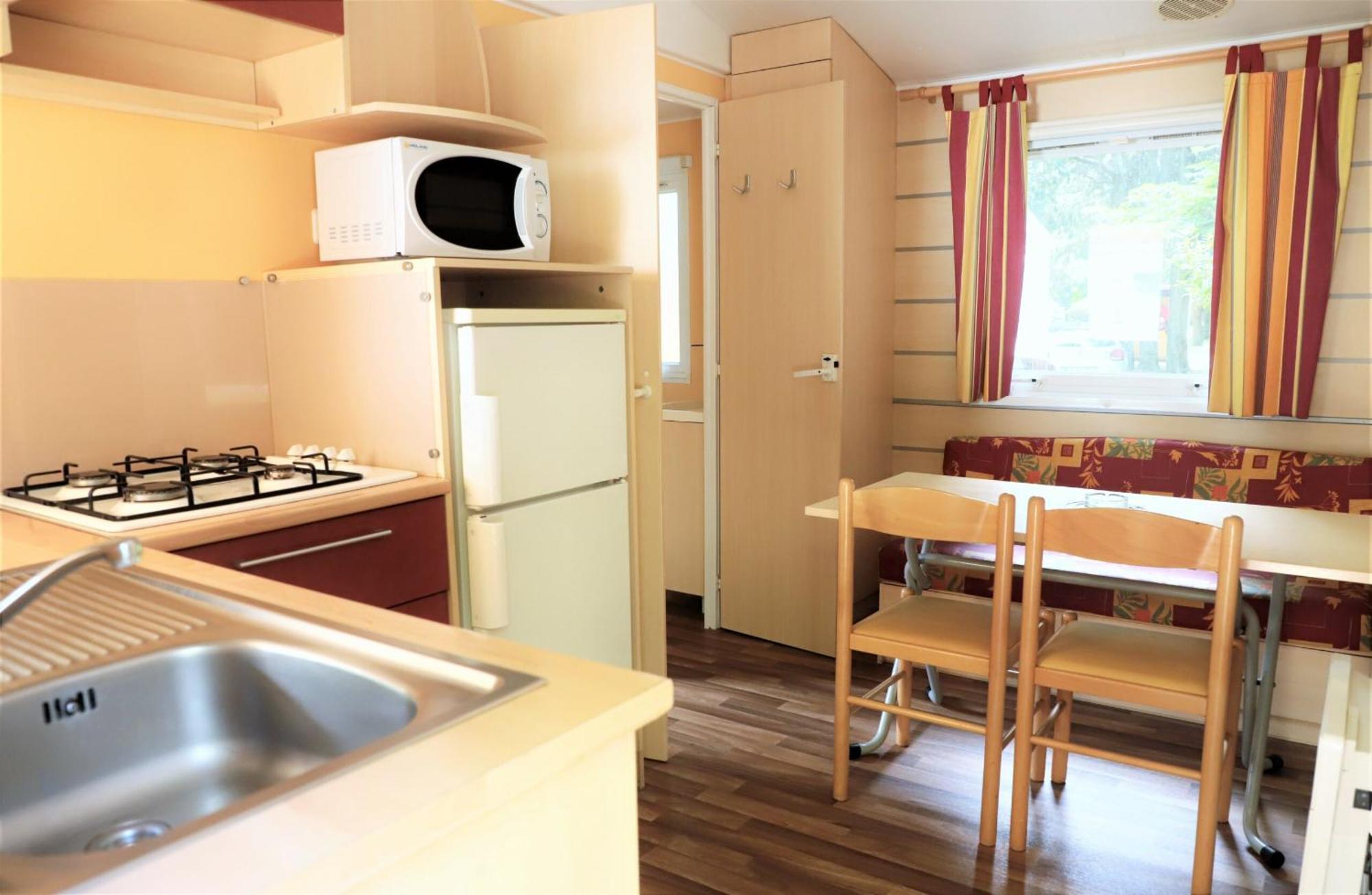 Camping Les Avignon - La Laune วิลเนิฟ-เลส์-อาวิญง ห้อง รูปภาพ